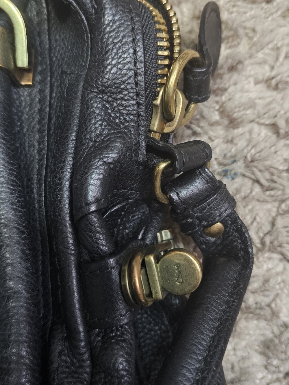 Chloe Paraty Black Leather Shoulder Bag with Gold Hardware - Picture 10 of 15
